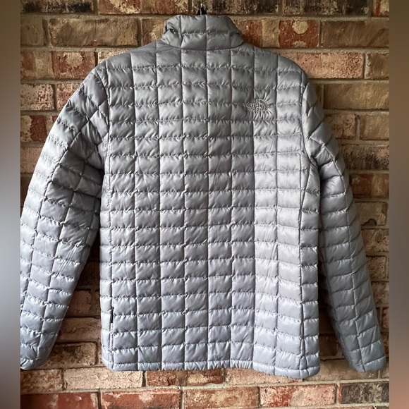 Men’s Thermoball North Face Jacket - Picture 2 of 4